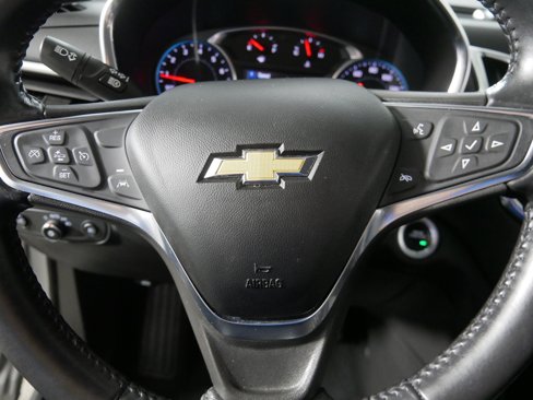 Used 2021 Chevrolet Equinox LT image 25