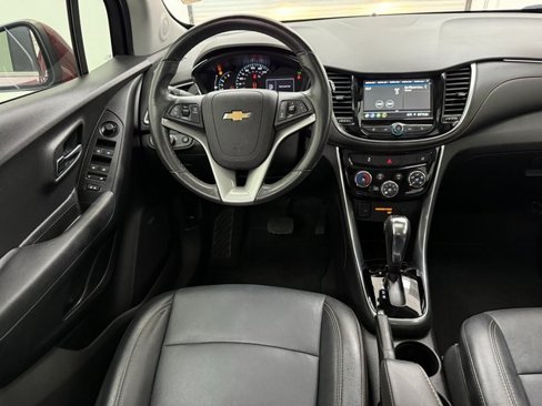 Used 2019 Chevrolet Trax Premier image 30