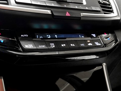 Certified 2017 Honda Accord Hybrid Sedan image 33