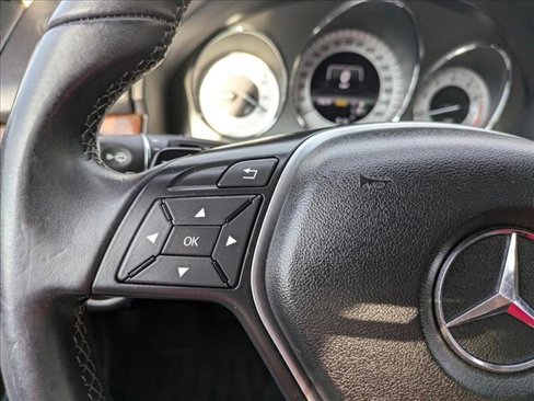 Used 2013 Mercedes-Benz GLK 350 4MATIC image 14