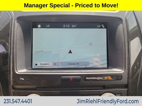 Used 2017 Ford Explorer XLT w/ Equipment Group 202A image 5