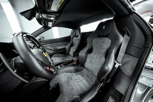 Used 2018 Ferrari 488 Spider image 24