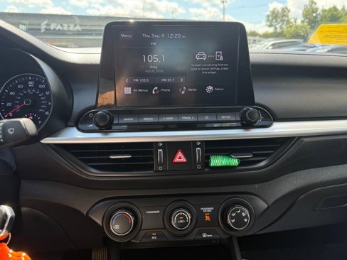 Used 2023 Kia Forte LXS image 31