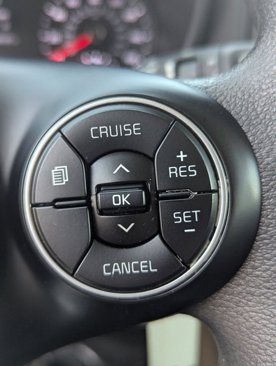 Used 2022 Kia Soul LX image 17