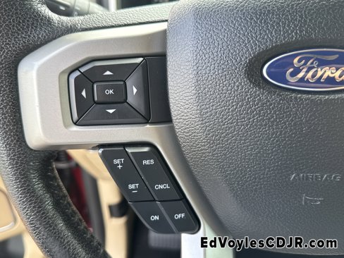 Used 2015 Ford F150 Lariat w/ Equipment Group 501A Mid image 29