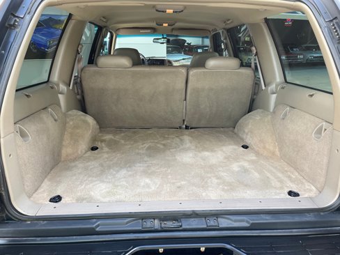 Used 1996 GMC Yukon SLE image 6