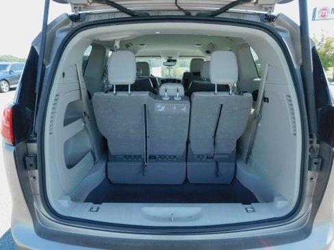 Used 2017 Chrysler Pacifica Touring-L Plus w/ Advanced Safetytec Group image 11