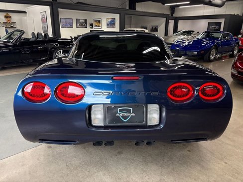Used 2000 Chevrolet Corvette Coupe w/ Roof Pkg image 25