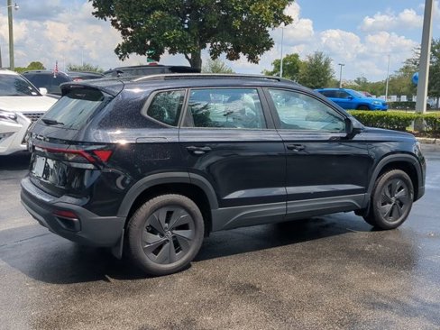 Used 2025 Volkswagen Taos S image 4