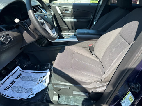 Used 2011 Ford Edge SE image 11