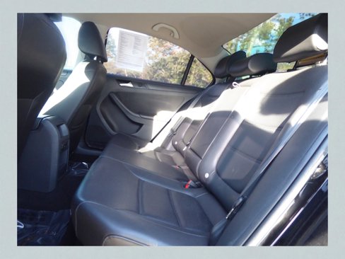 Used 2014 Volkswagen Jetta SE image 16