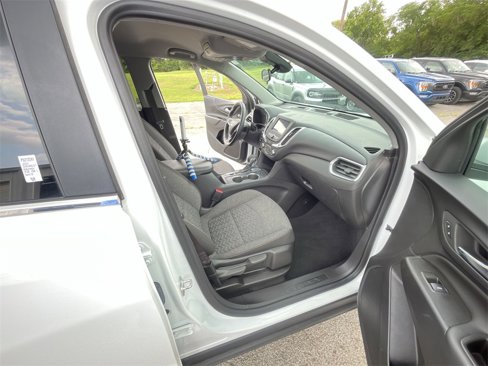 Used 2023 Chevrolet Equinox LT w/ Driver Convenience Package image 23