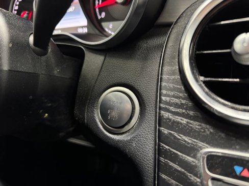 Used 2019 Mercedes-Benz GLC 300 image 25