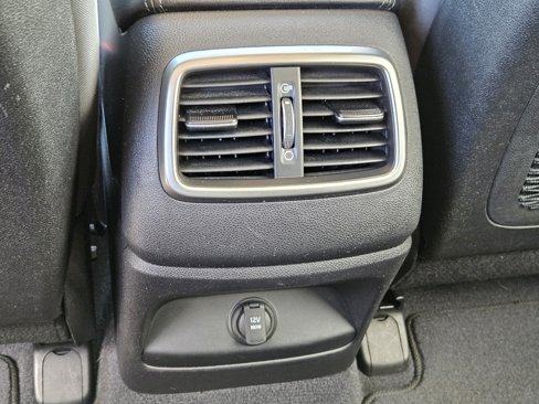 Used 2017 Kia Sorento L image 18