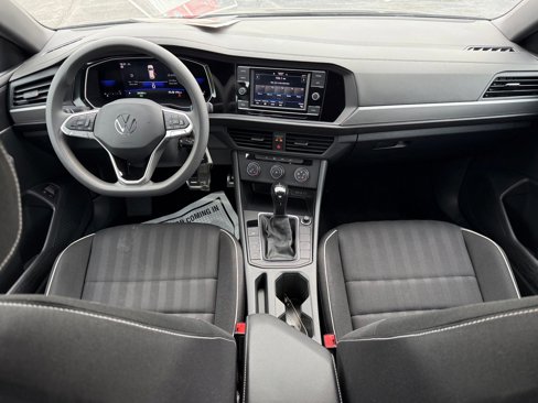 Used 2023 Volkswagen Jetta Sport image 18