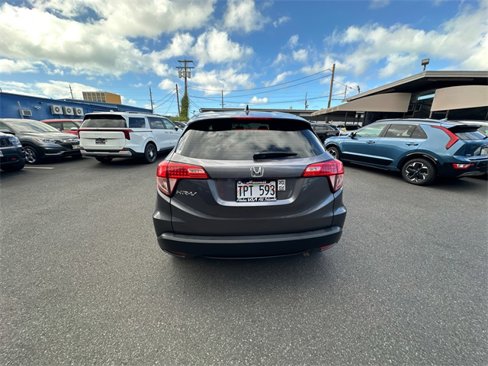 Used 2018 Honda HR-V LX image 5