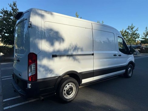 Used 2022 Ford Transit 250 Medium Roof image 8