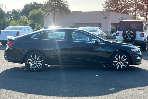 Used 2025 Chevrolet Malibu RS image 8