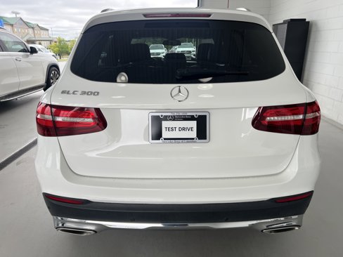 Used 2018 Mercedes-Benz GLC 300 image 10