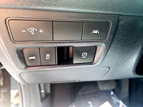Used 2020 Hyundai Sonata SEL w/ Premium Package image 19