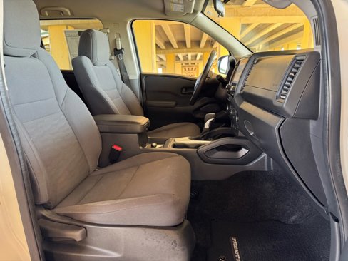 Used 2022 Nissan Frontier S w/ Technology Package image 25