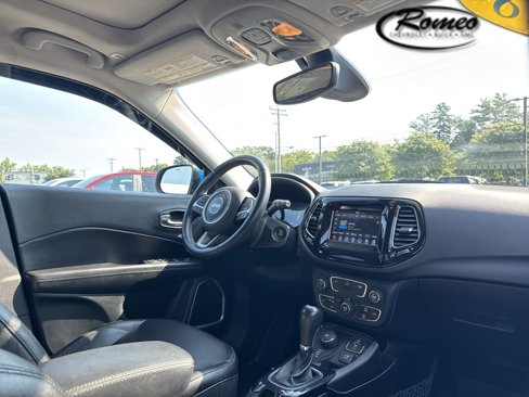 Used 2018 Jeep Compass Latitude w/ Popular Equipment Group image 15