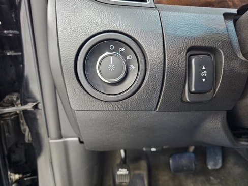 Used 2014 Ford Taurus Limited image 16
