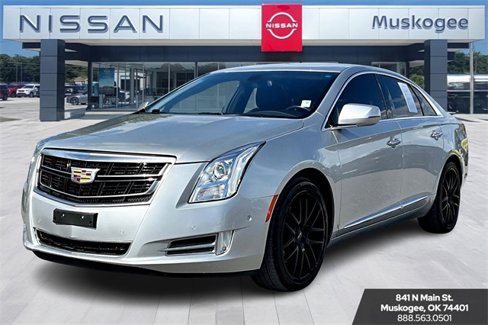Used 2017 Cadillac XTS Luxury image 3
