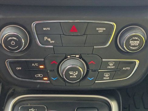 Used 2019 Jeep Compass Latitude w/ Popular Equipment Group image 16