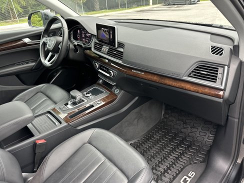 Used 2020 Audi Q5 2.0T Premium Plus w/ Premium Plus Package image 39