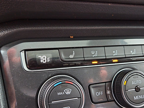 Certified 2021 Volkswagen Tiguan SEL image 20