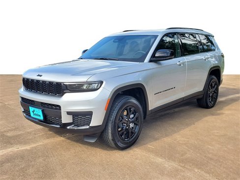 New 2025 Jeep Grand Cherokee L Altitude image 2