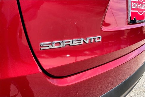 Used 2018 Kia Sorento LX image 21