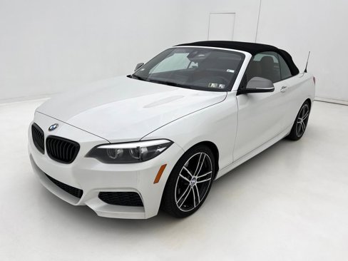 Used 2018 BMW M240i Convertible image 4