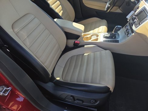 Used 2014 Volkswagen CC Sport image 30