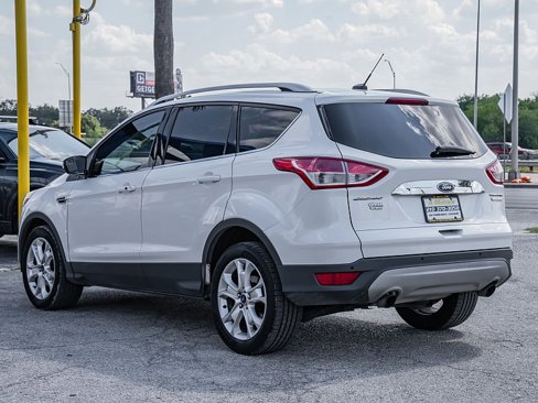 Used 2016 Ford Escape Titanium image 7
