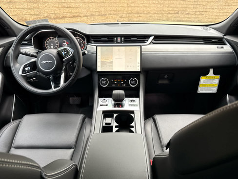 New 2026 Jaguar F-PACE R-Dynamic S image 8