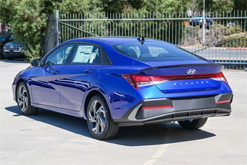 New 2025 Hyundai Elantra Sport image 7