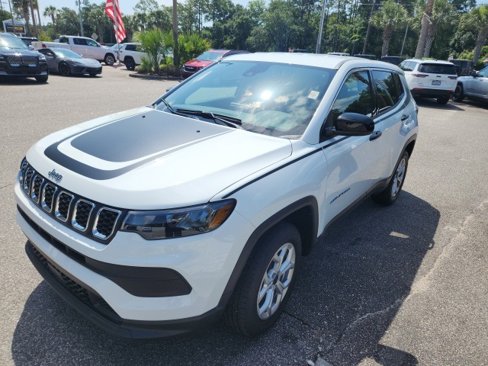New 2025 Jeep Compass Sport w/ Mopar Graphics Package image 6