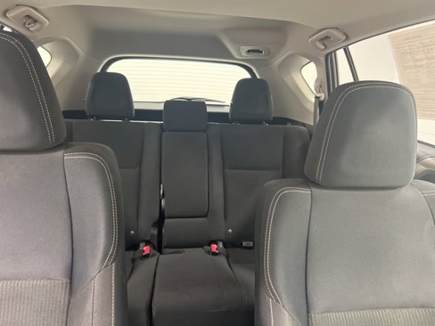 Used 2015 Toyota RAV4 XLE image 25
