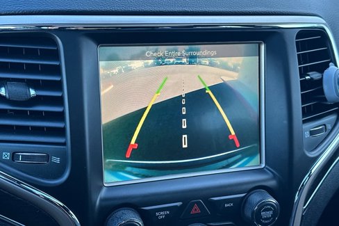 Used 2015 Jeep Grand Cherokee Limited image 27