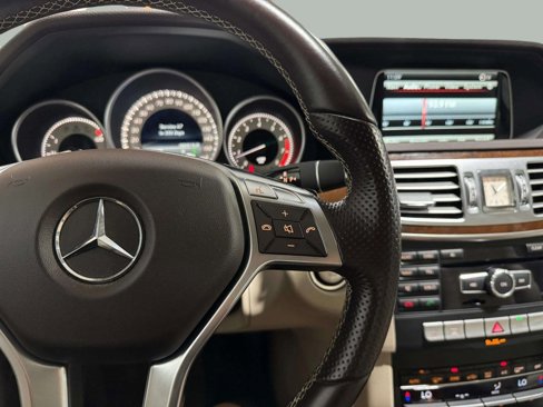 Used 2015 Mercedes-Benz E 350 4MATIC Sedan image 13