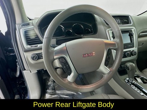 Used 2015 GMC Acadia SLE image 16
