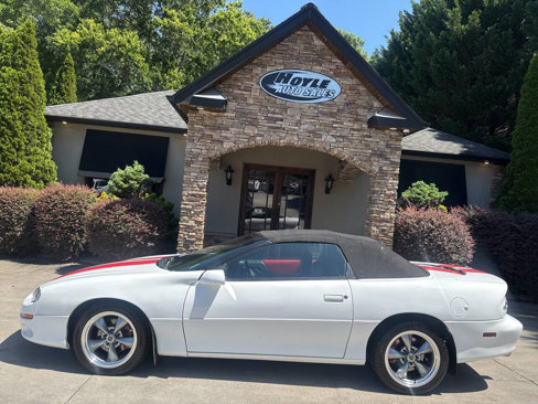 Used 2000 Chevrolet Camaro LT image 1