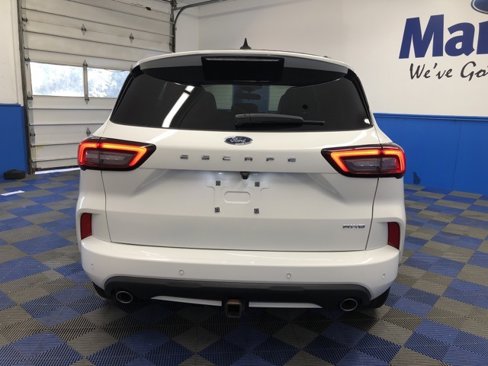 Certified 2023 Ford Escape ST-Line Select w/ Tech Pack #2 image 10