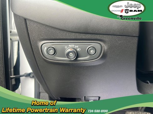 Used 2020 Chevrolet Equinox LT image 16