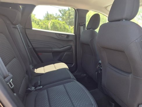 Used 2024 Ford Escape Active image 10