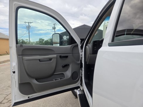 Used 2012 GMC Sierra 2500 W/T image 4