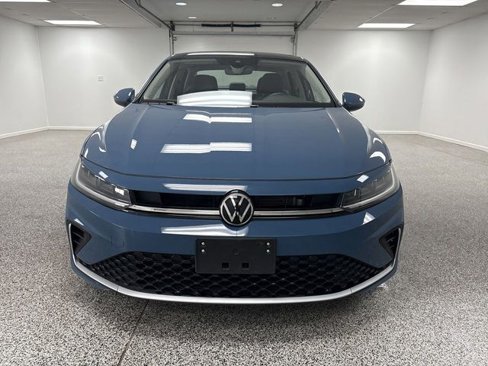 Used 2025 Volkswagen Jetta SE image 50