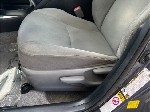 Used 2014 Toyota Prius Two image 4